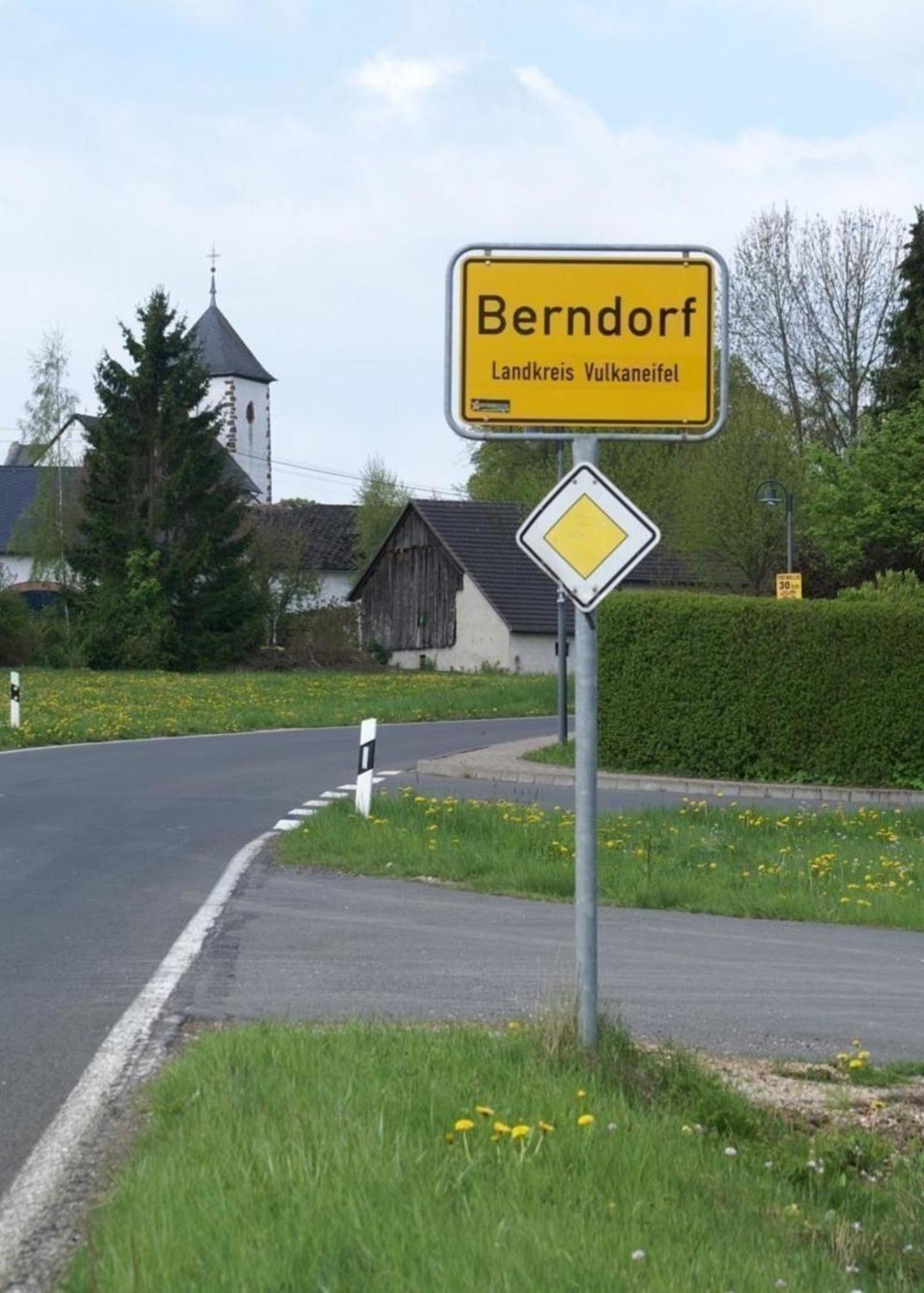 Gemuetliche Maisonette Wohnung Seelenblick Berndorf  Exteriér fotografie